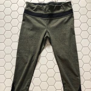 Lululemon 7/8 crop tights